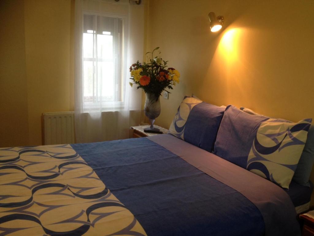The White House 3* Ward